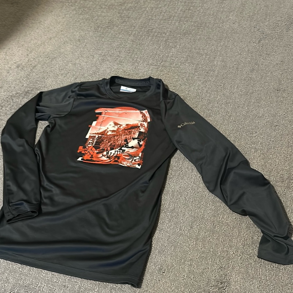 Columbia Dry Fit shirt